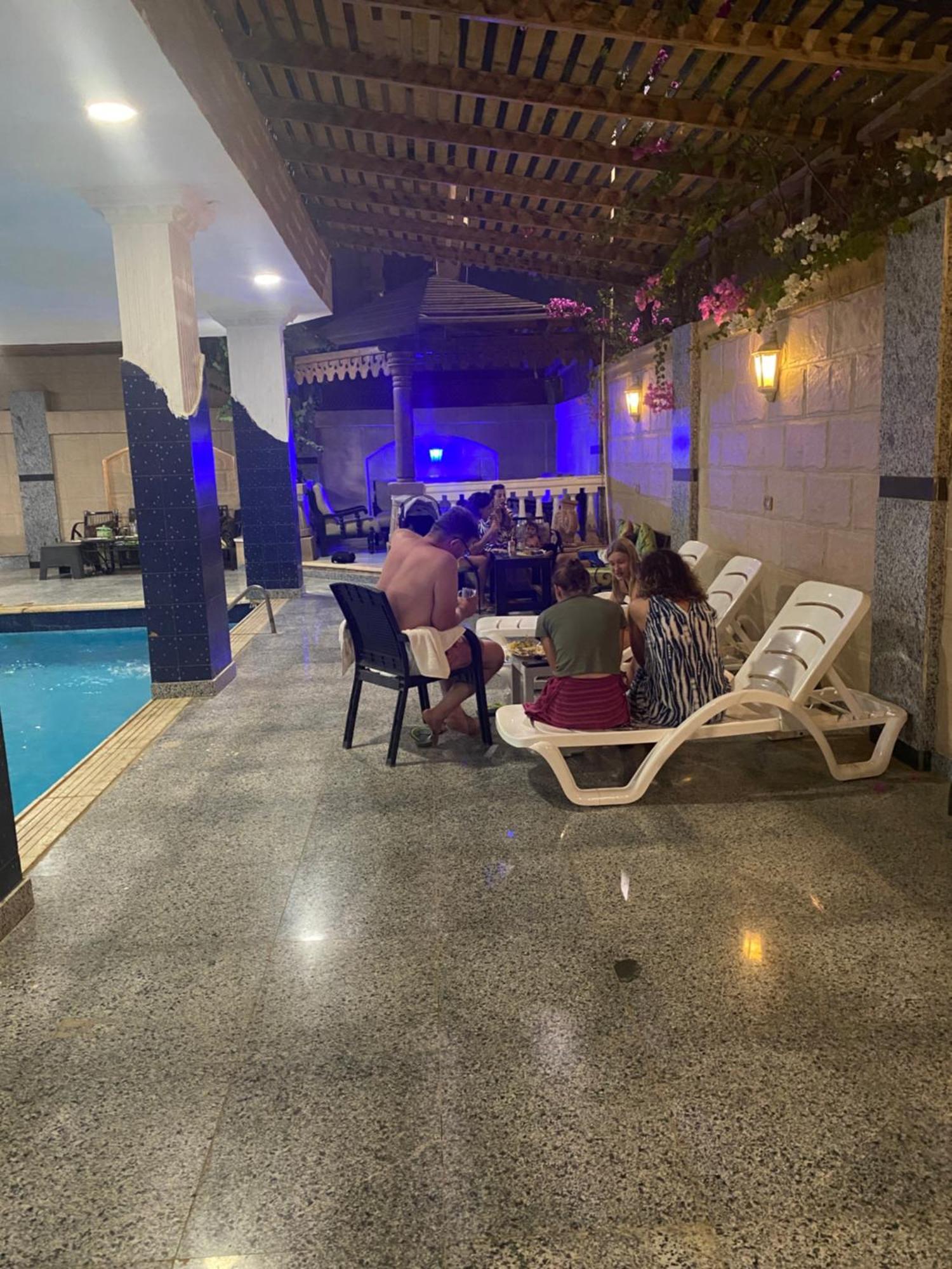 Pyramita Hotel Ghatati Экстерьер фото