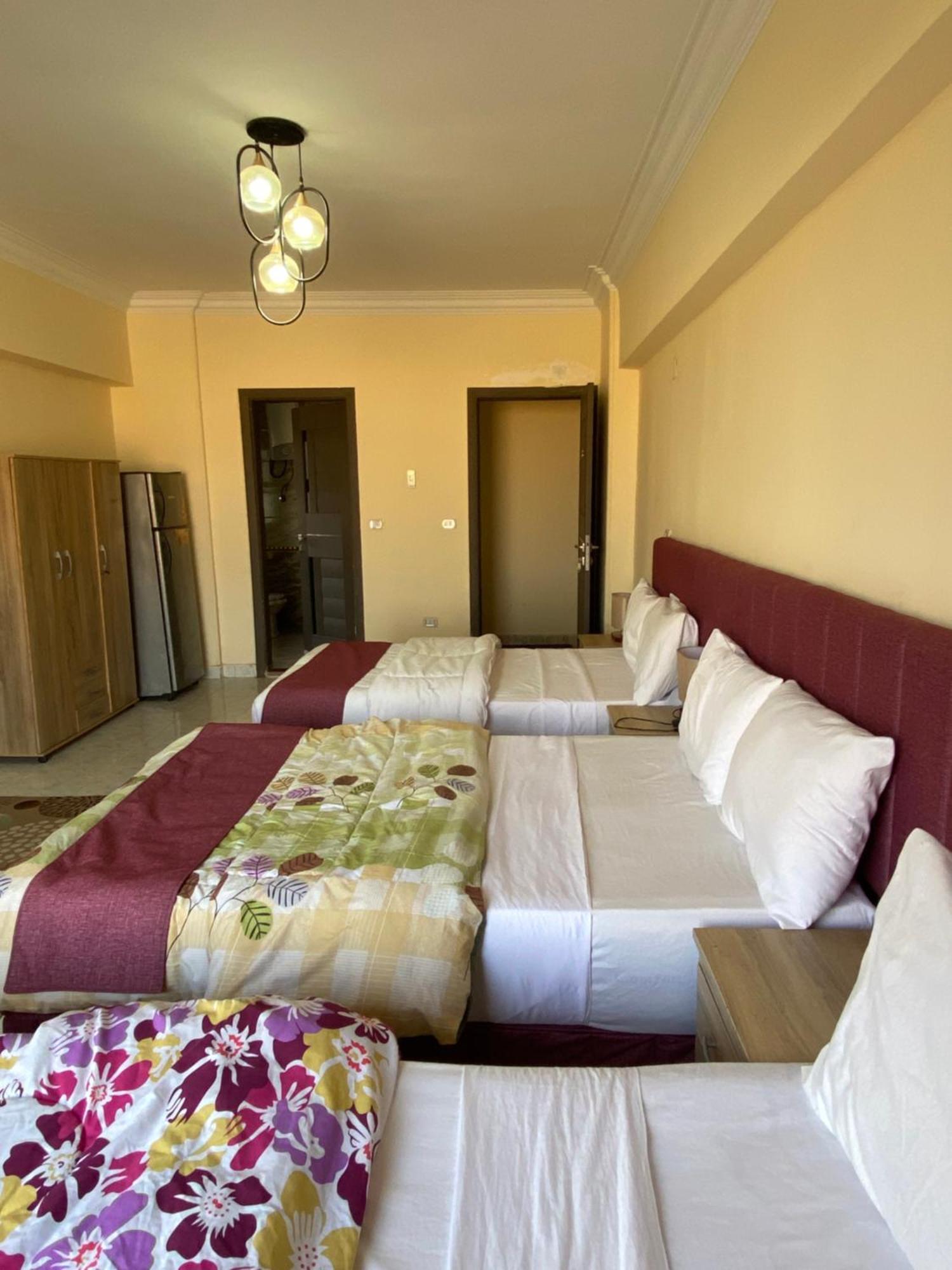 Pyramita Hotel Ghatati Экстерьер фото